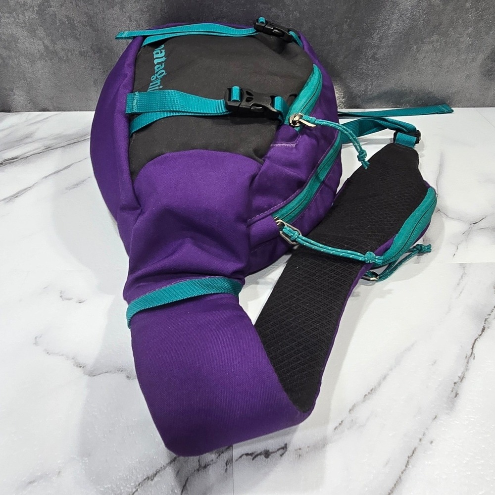 Patagonia Atom 8l Sling Bag Unisex Inside Out Purple … - Gem